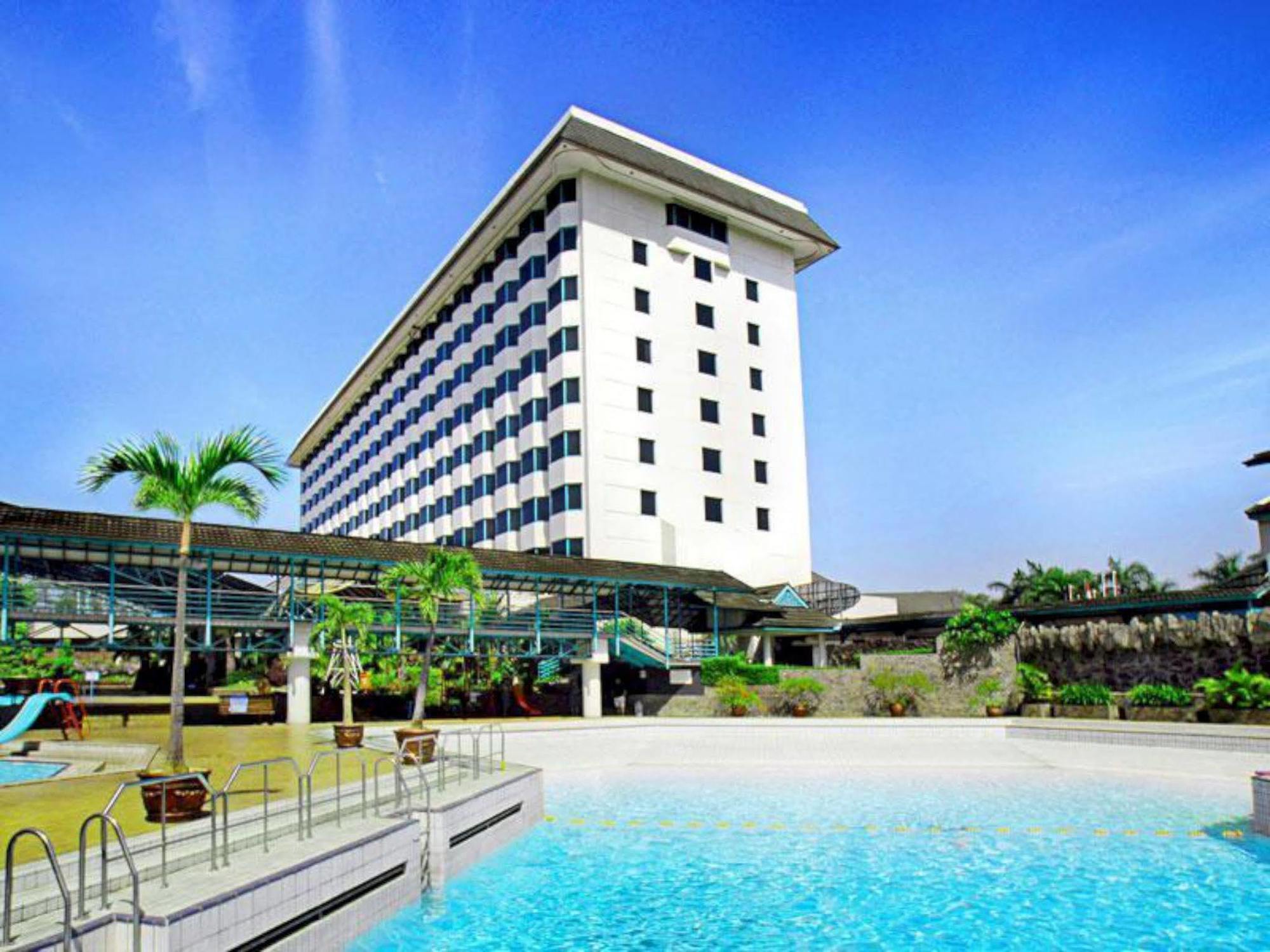 Horison Ultima Bandung Hotel Kültér fotó