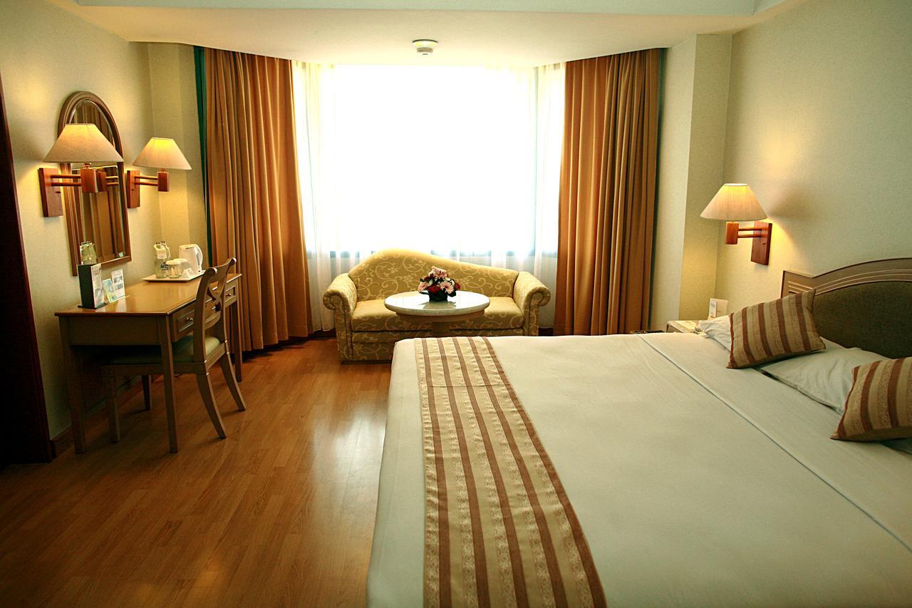 Horison Ultima Bandung Hotel Szoba fotó